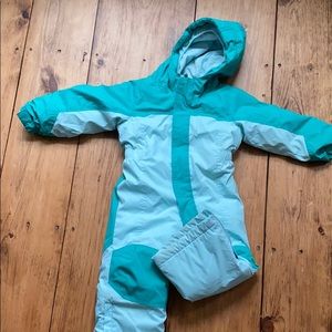 L.L.Bean cold buster snow suit size 2t